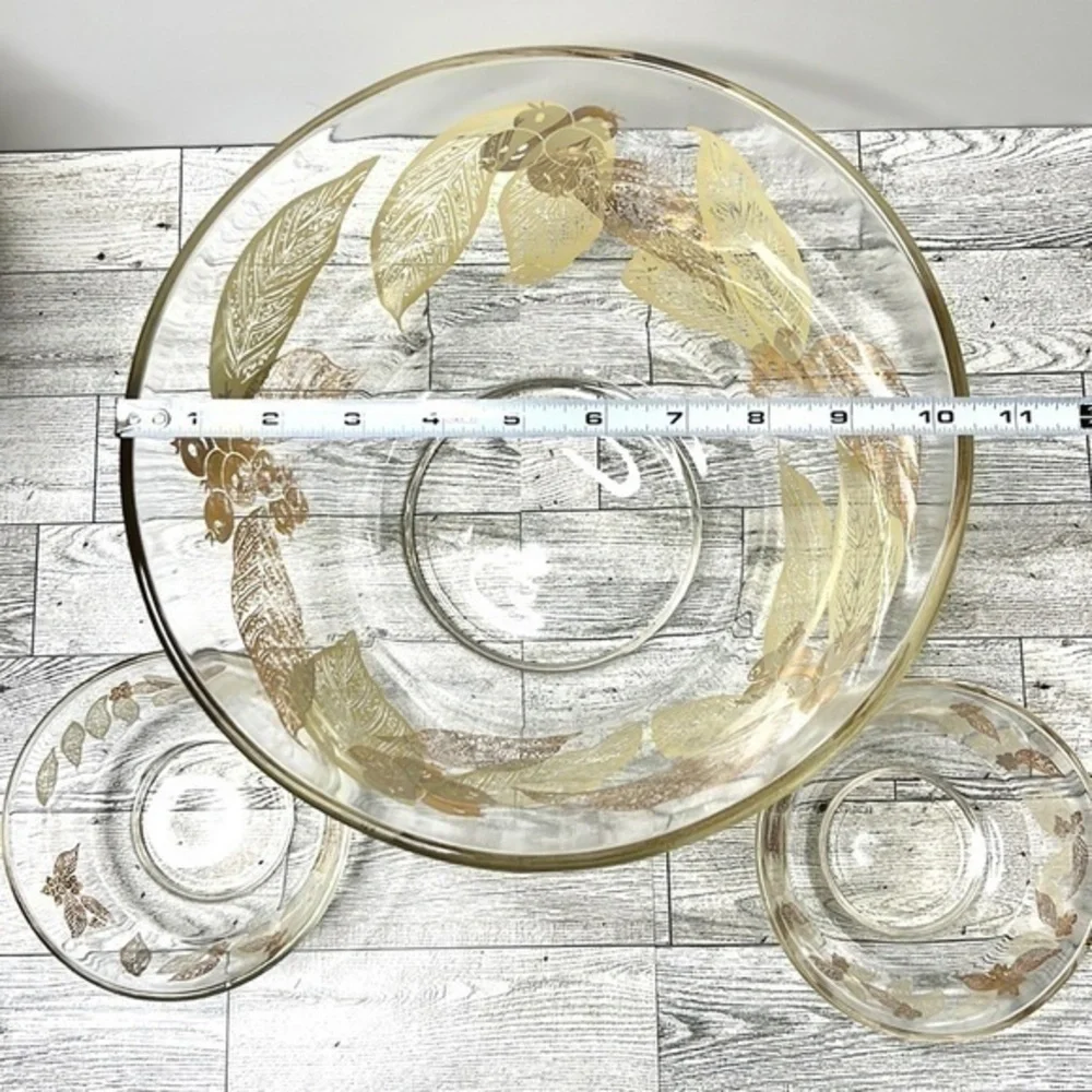 Vintage Mid Century Gold Leaf Bowl Set of 3